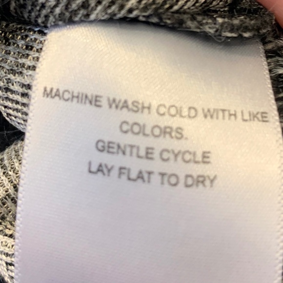 Alfred Dunner – Zip-Up Textured Top - Picture 6 of 6